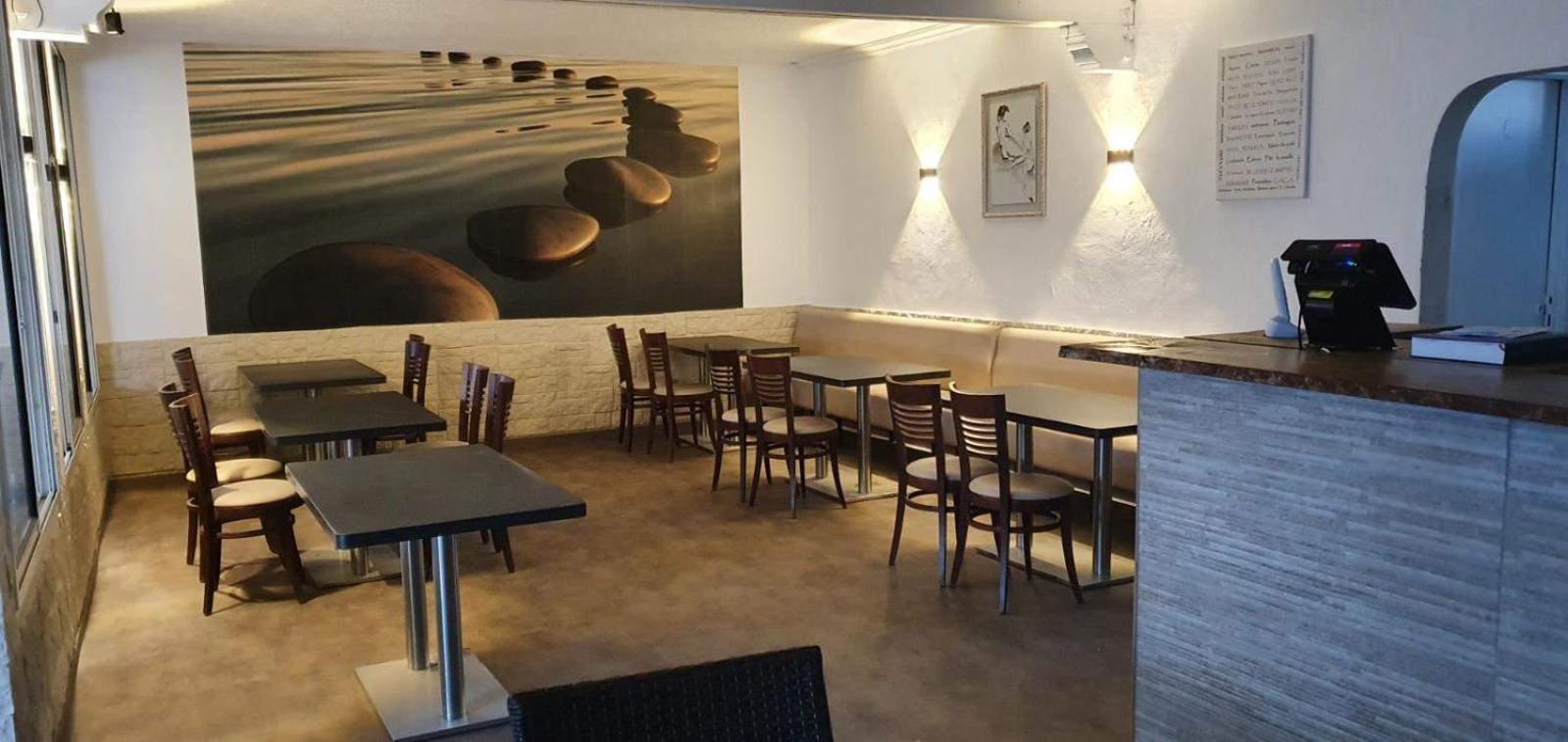 Hotel Restaurant Calypso Fos-sur-Mer Exterior photo